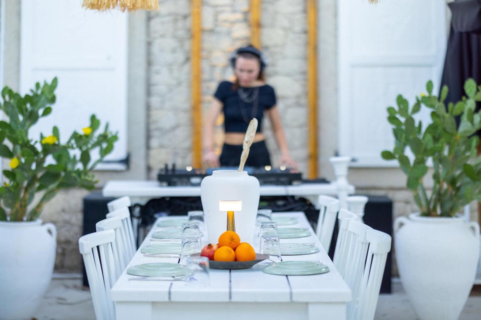 Zoe Alaçatı Luaran gambar
