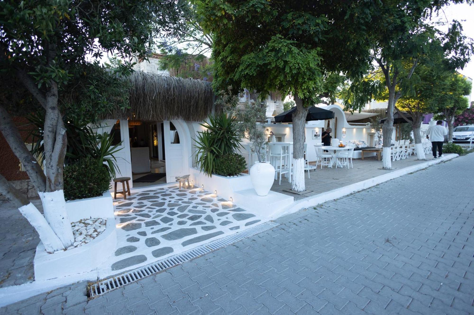 Zoe Alaçatı Luaran gambar